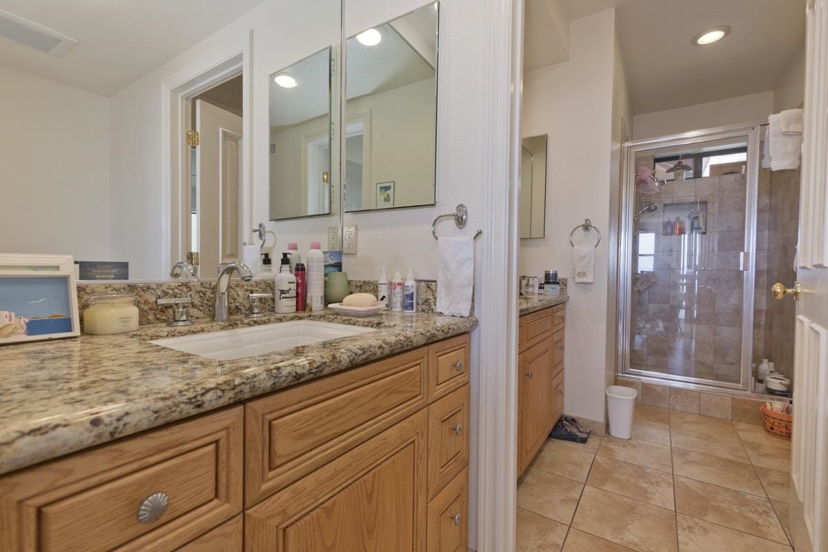 653 Mountain View Dr