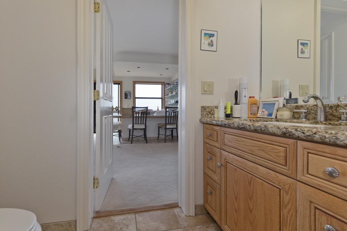 653 Mountain View Dr