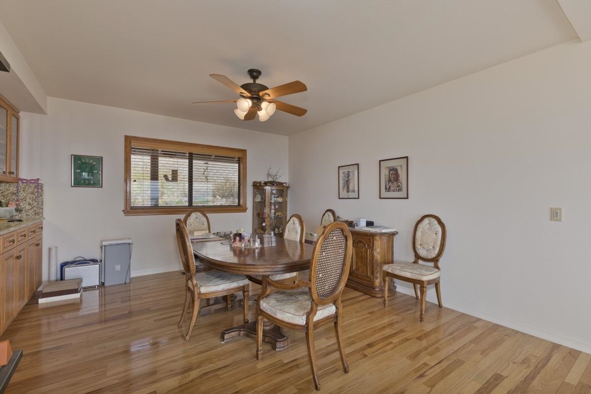 653 Mountain View Dr