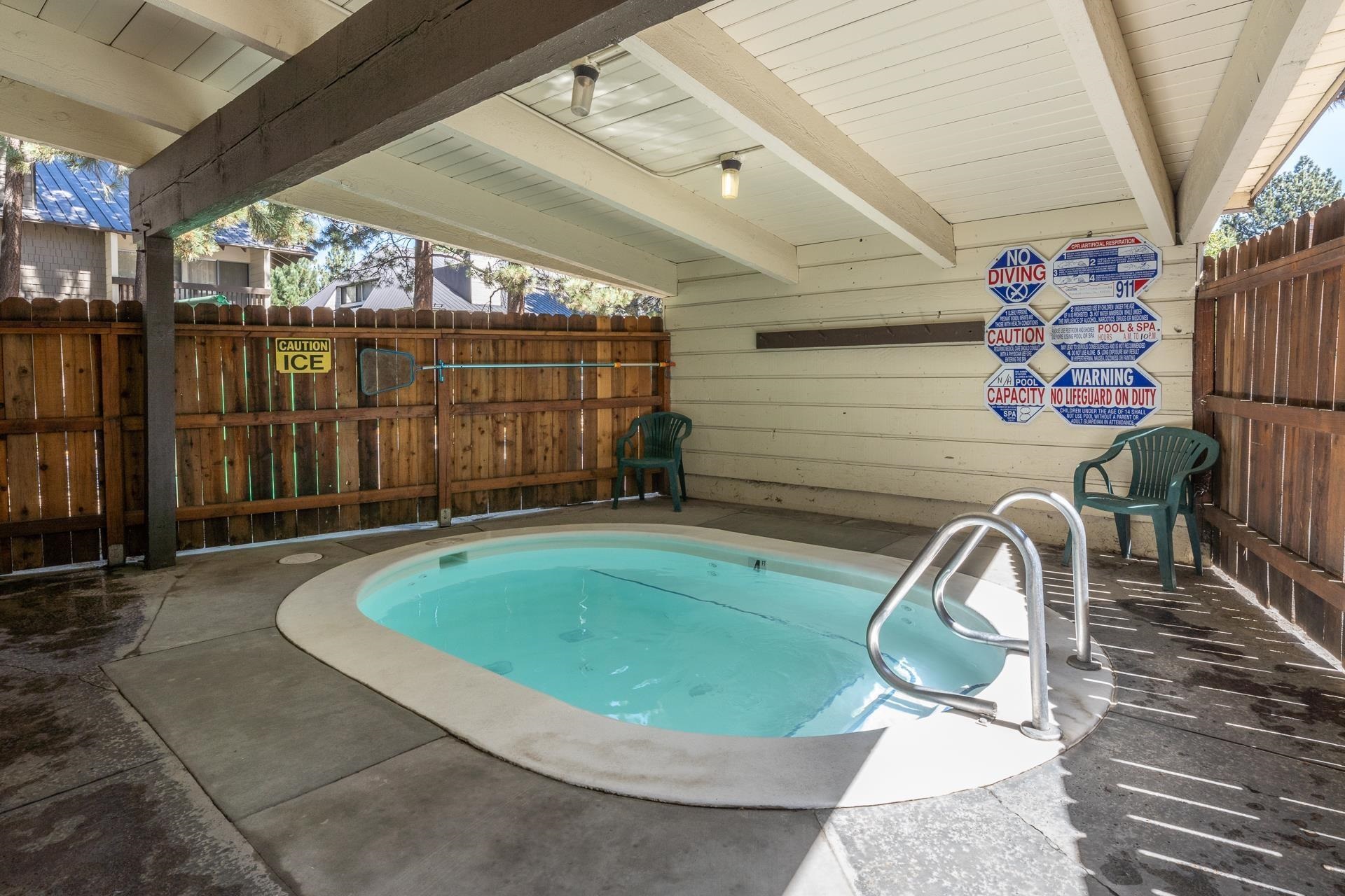 2289 Sierra Nevada Road #G-9 Unit: Mountain Shadows G-9