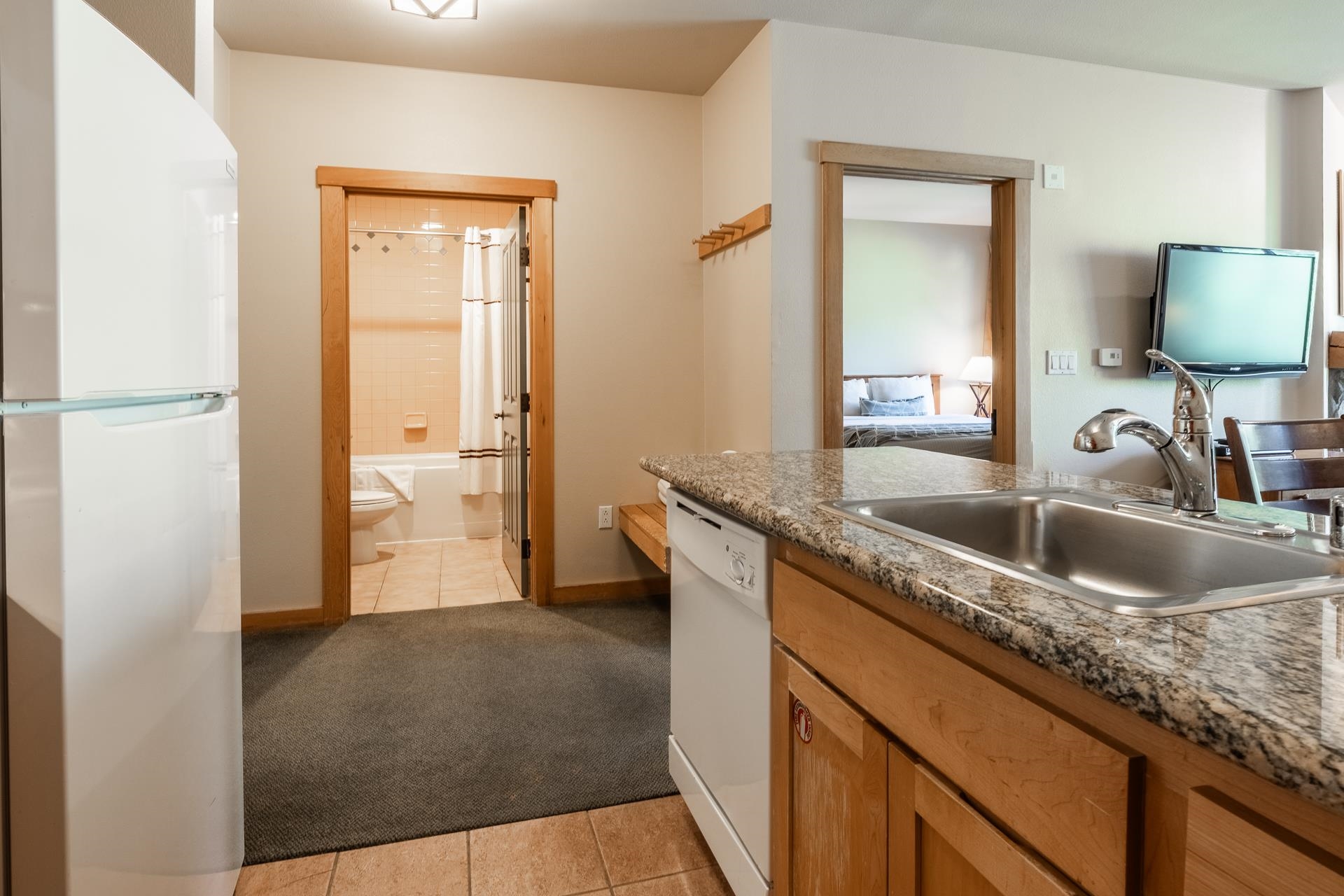 4000 Meridian Dr. #332 Unit: Juniper Springs Lodge Unit 332