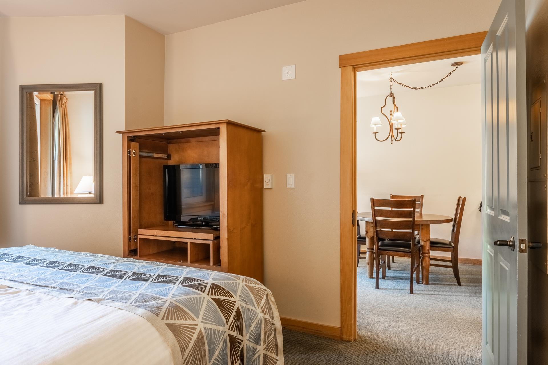 4000 Meridian Dr. #332 Unit: Juniper Springs Lodge Unit 332