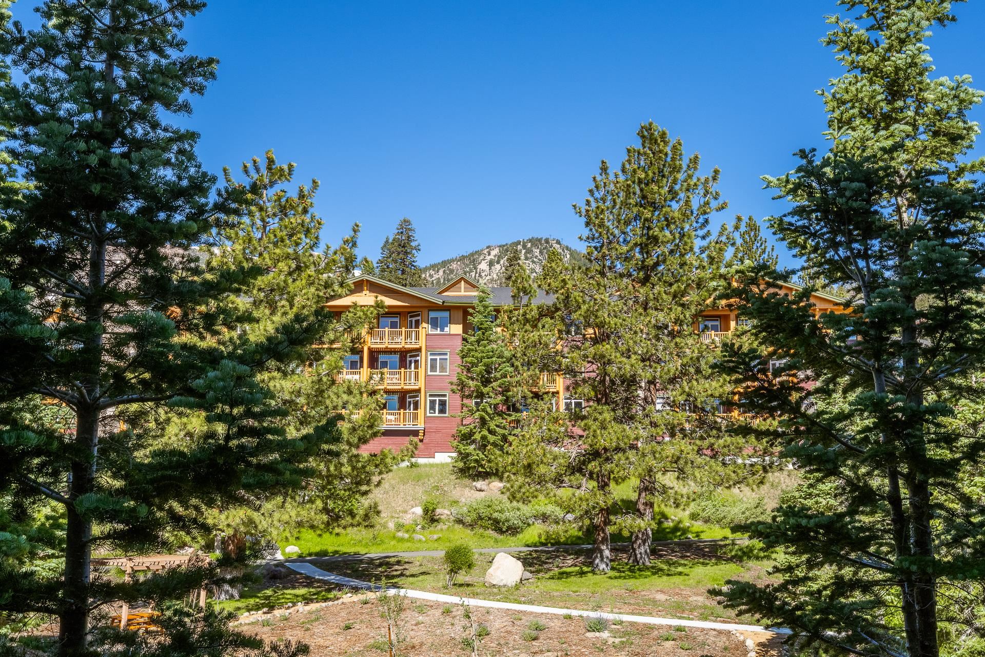 4000 Meridian Dr. #332 Unit: Juniper Springs Lodge Unit 332