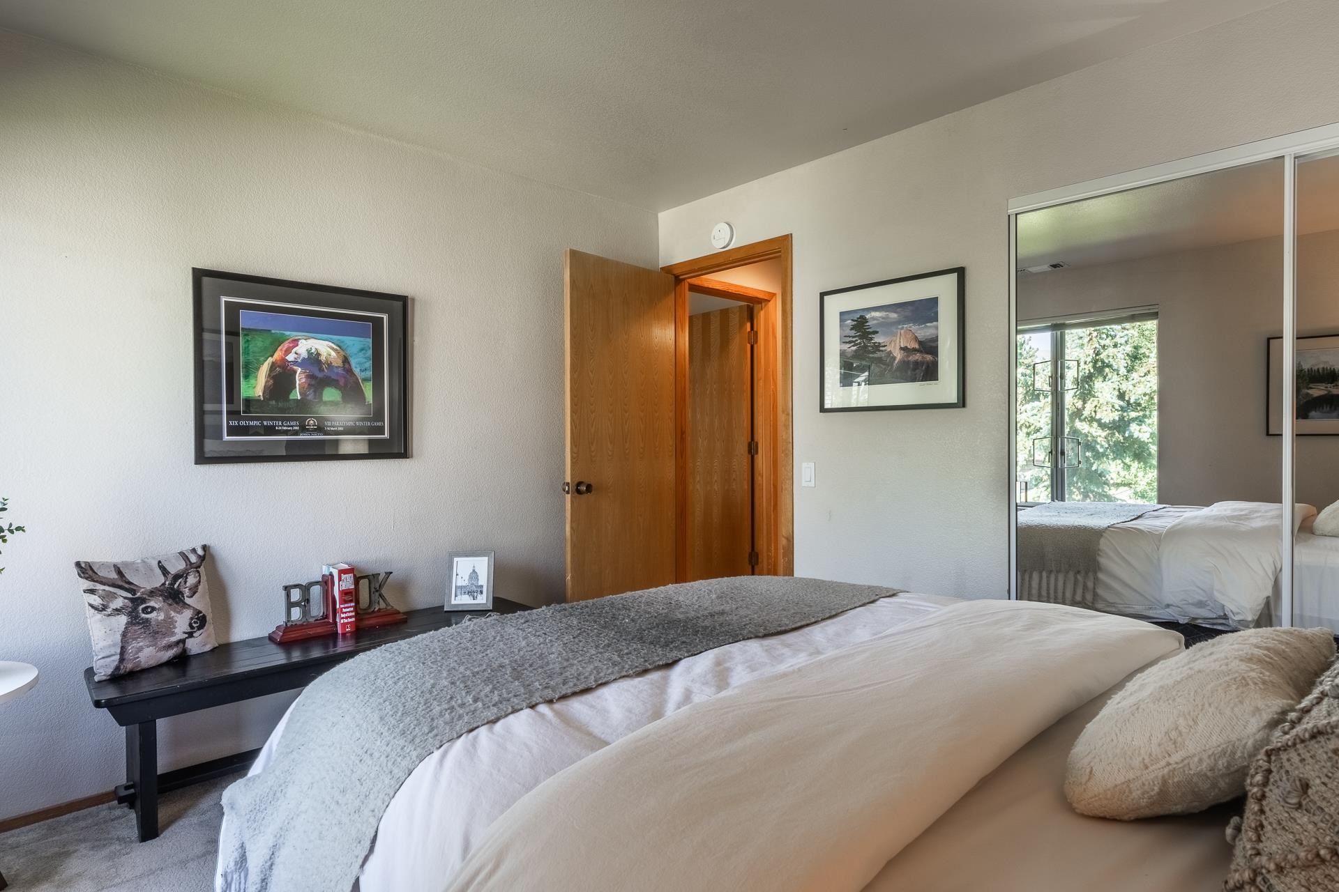 538 Golden Creek Road Unit: Snowcreek IV #538