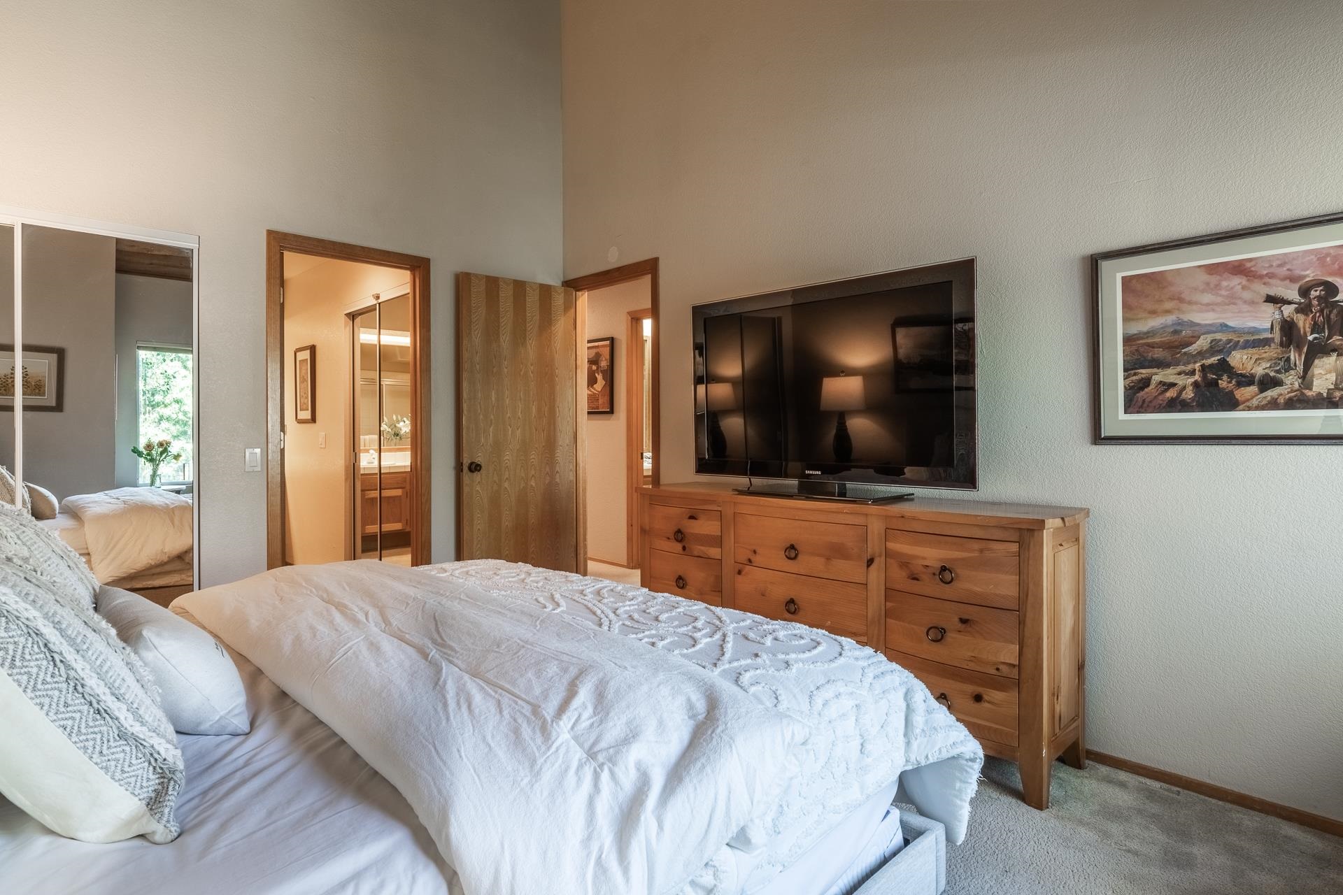 538 Golden Creek Road Unit: Snowcreek IV #538