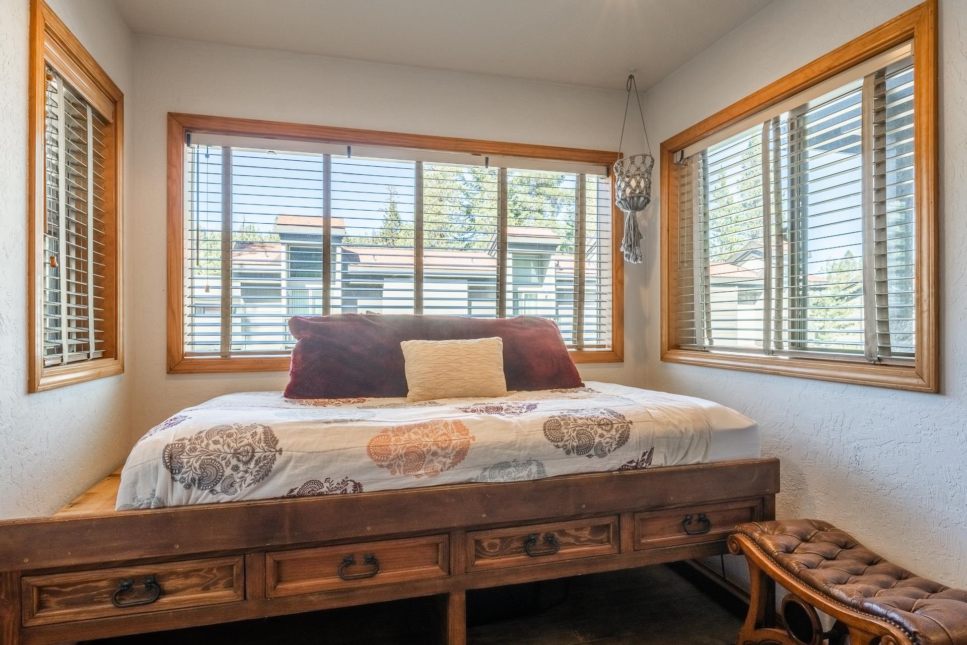 380 Rainbow Lane #98 Unit: Chamonix #98