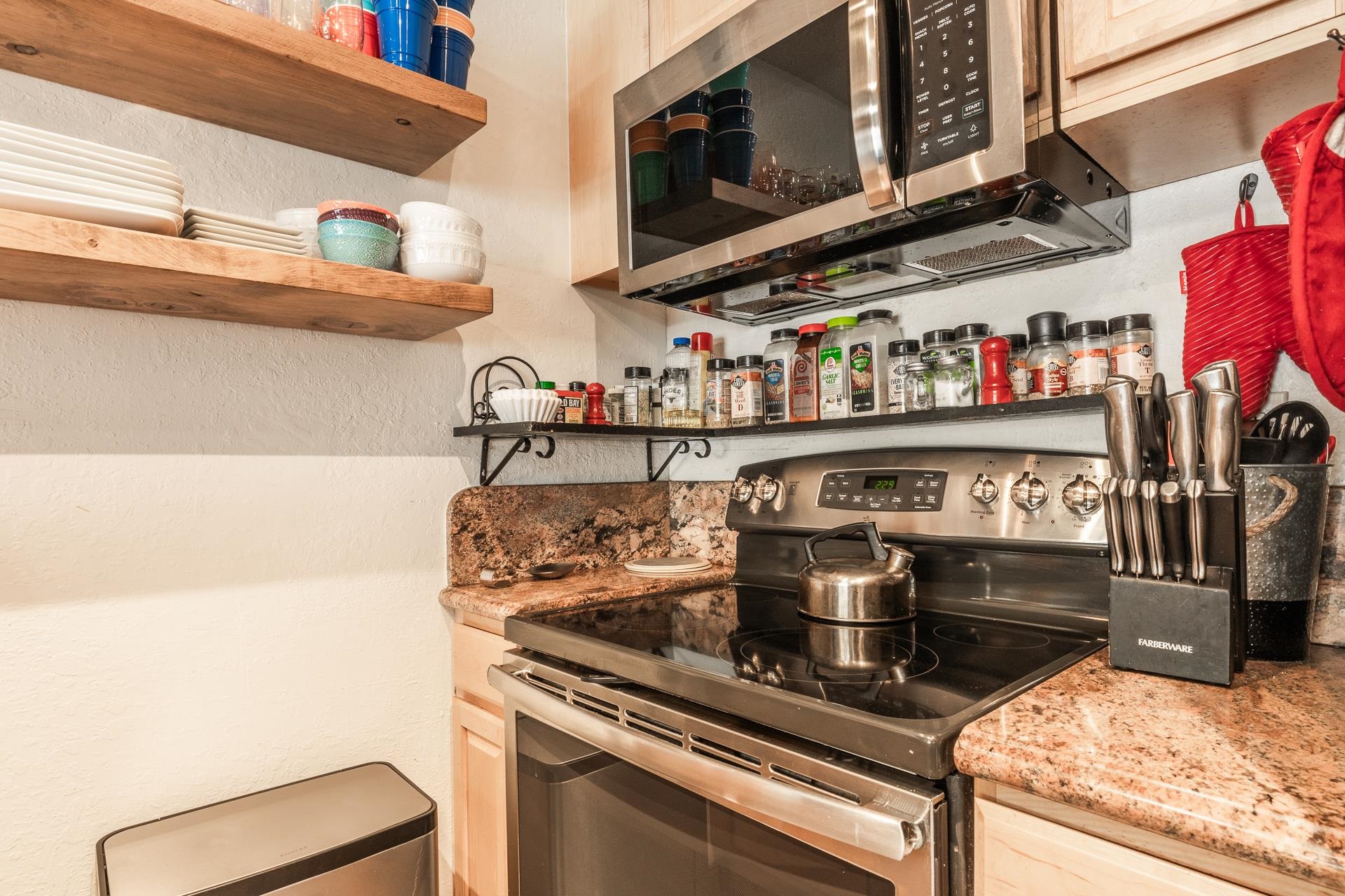 380 Rainbow Lane #98 Unit: Chamonix #98