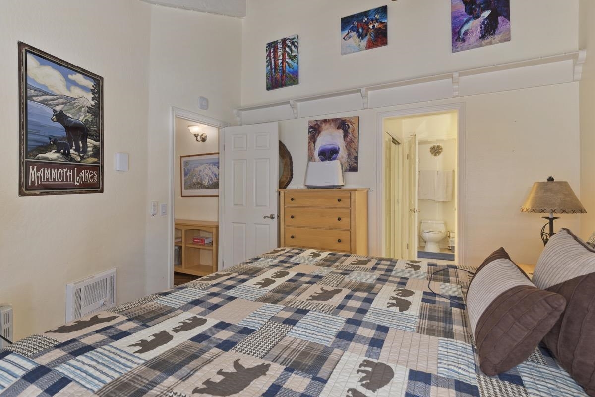 2252 Meridian Blvd. #28 Unit: St. Moritz #28