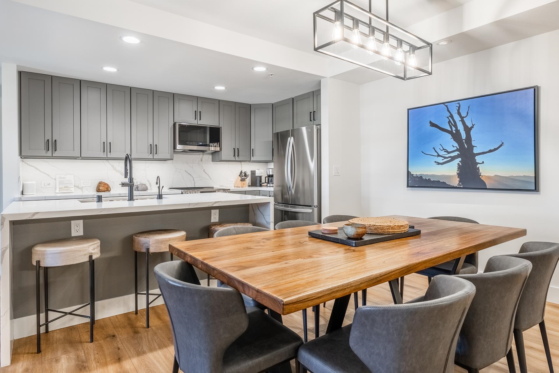 1111 Forest Trail #1411 Unit: Grand Sierra Lodge #1411