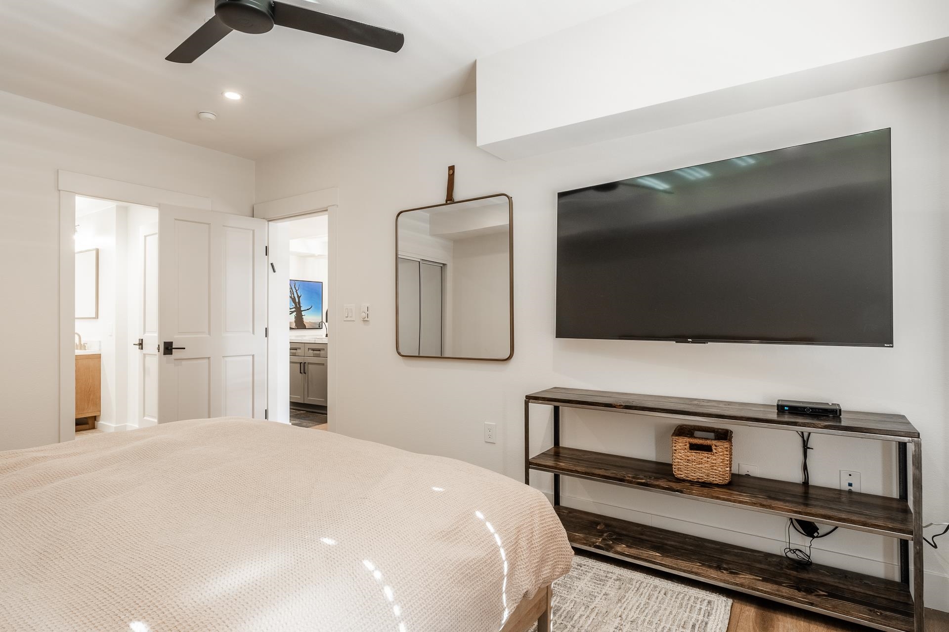 1111 Forest Trail #1411 Unit: Grand Sierra Lodge #1411