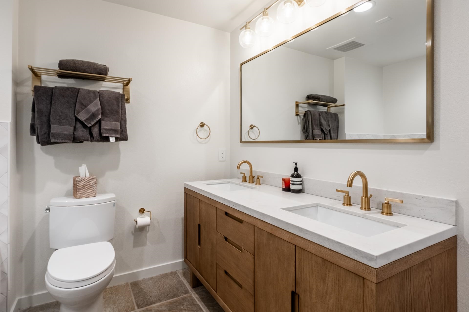 1111 Forest Trail #1411 Unit: Grand Sierra Lodge #1411