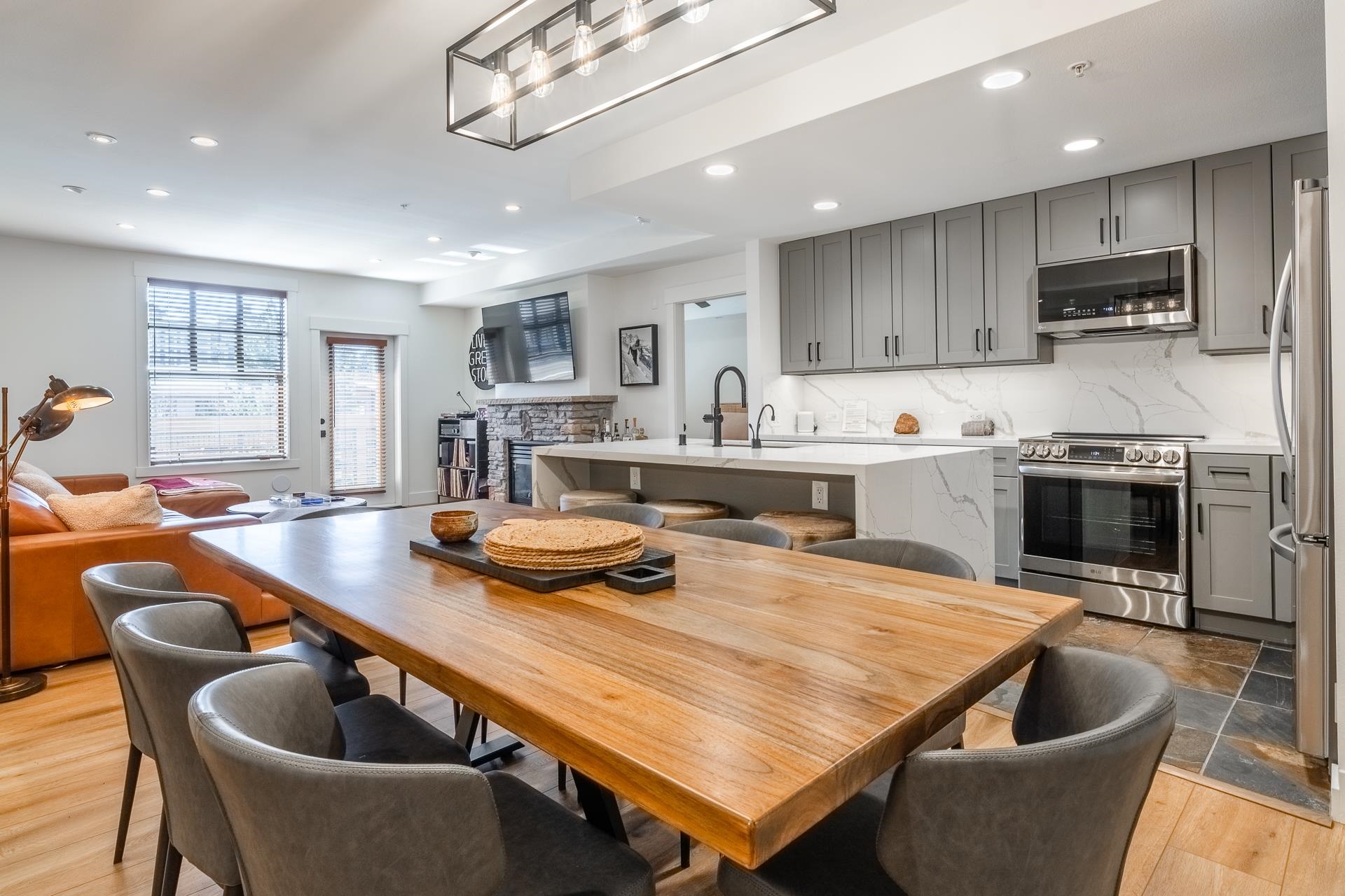 1111 Forest Trail #1411 Unit: Grand Sierra Lodge #1411