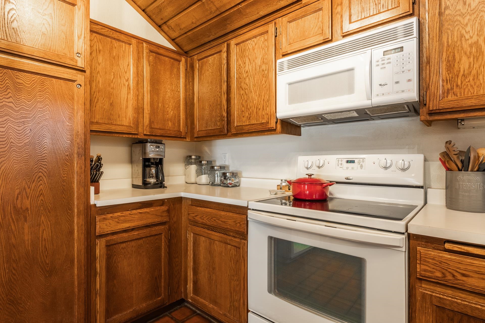 239 Solitude Unit: Snowcreek II #239