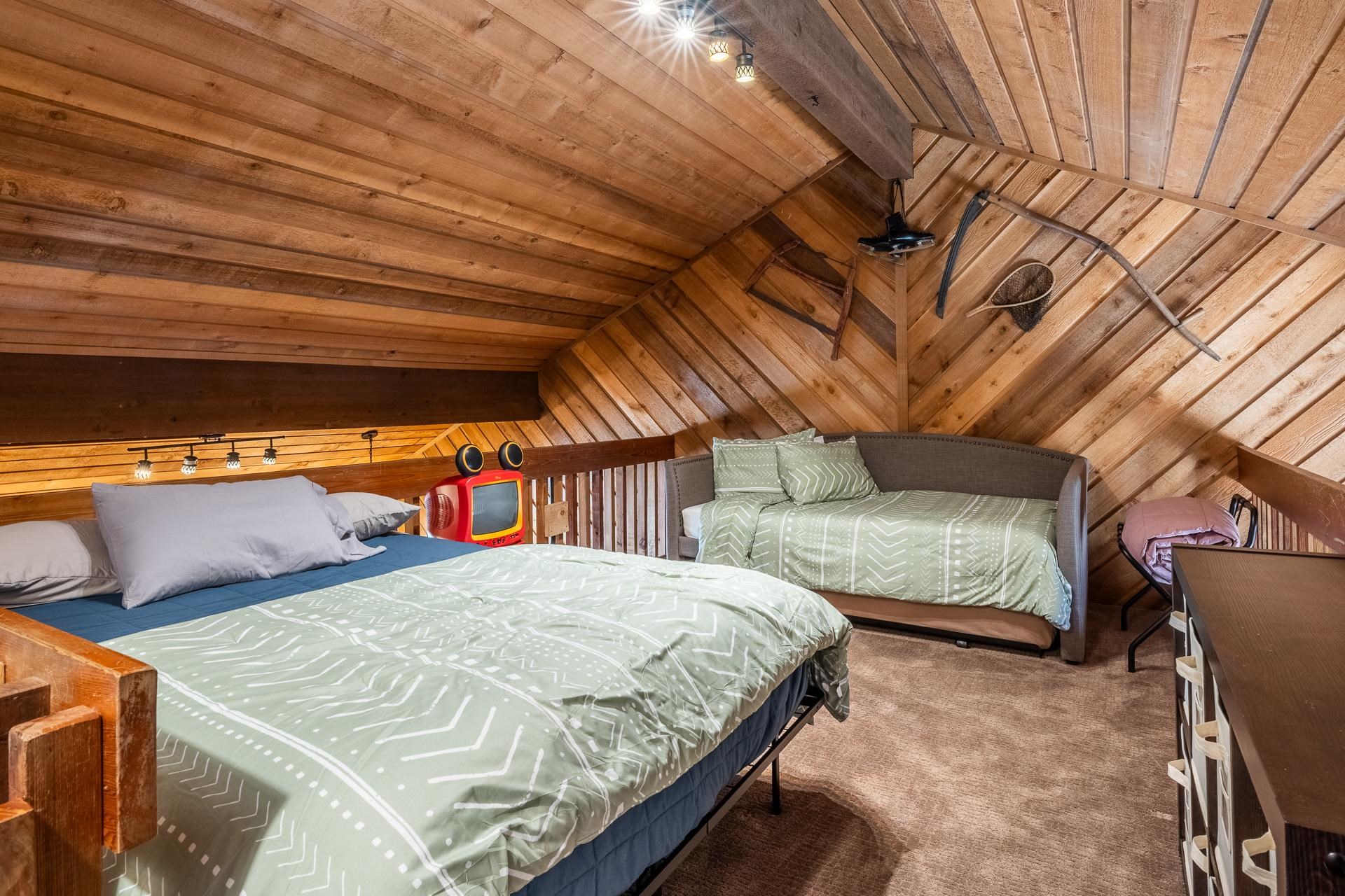 239 Solitude Unit: Snowcreek II #239