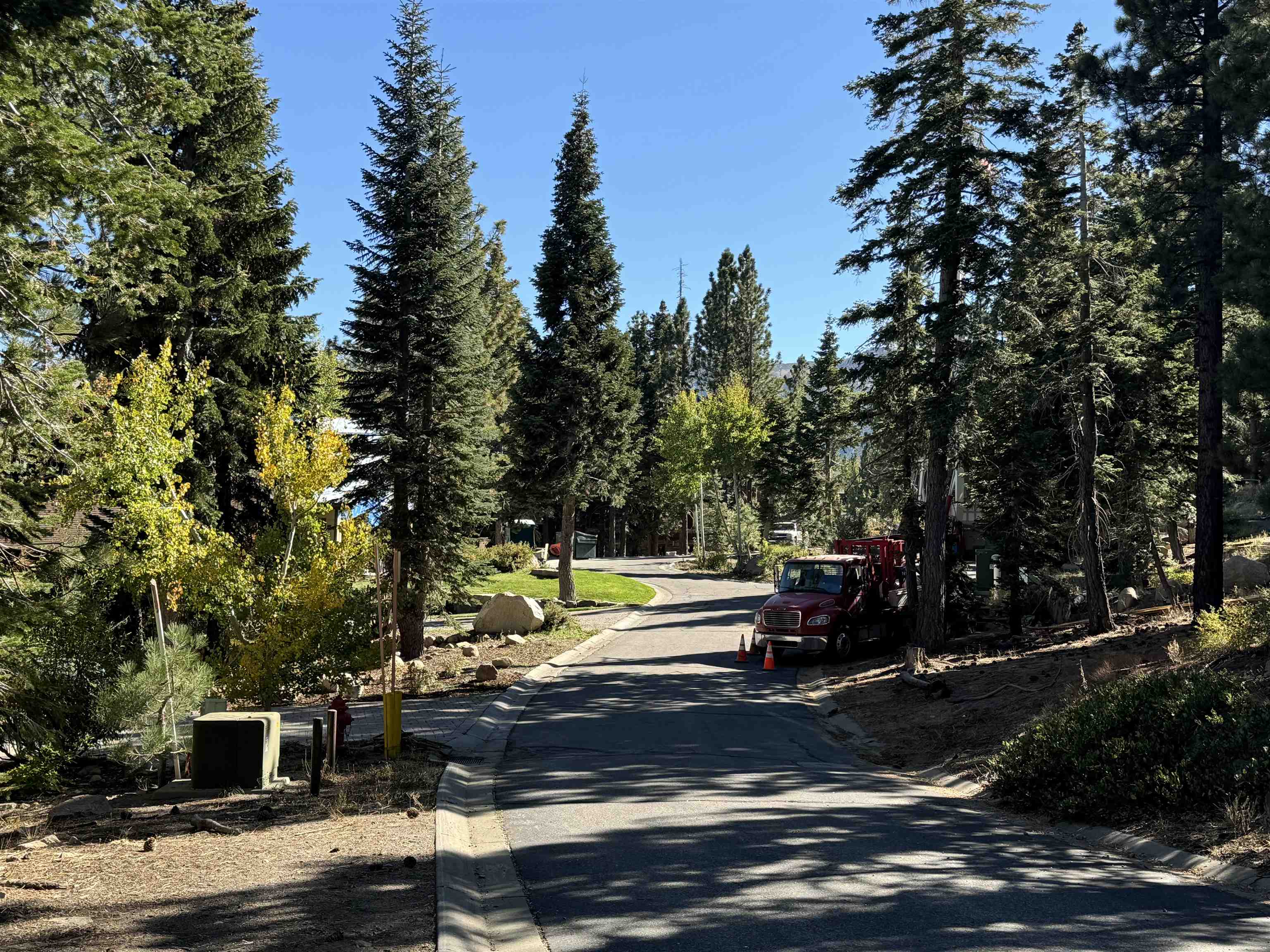 2022 Lodestar Drive Unit: Lot #10