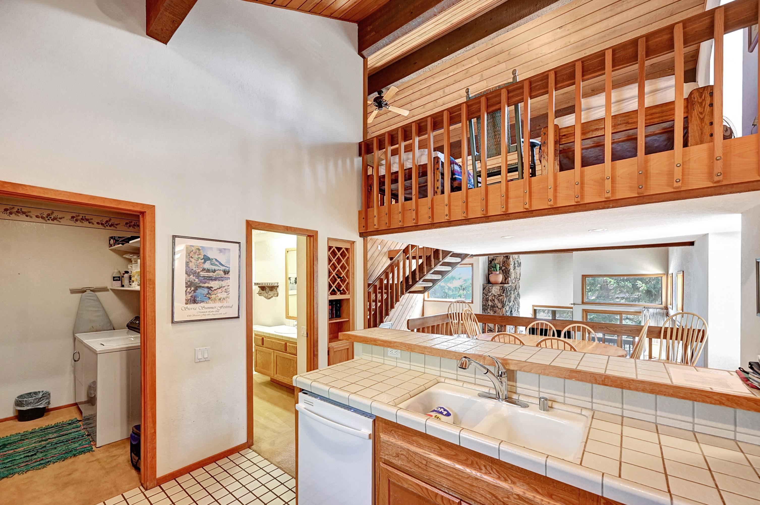 471 Snowcreek Road Unit: 471