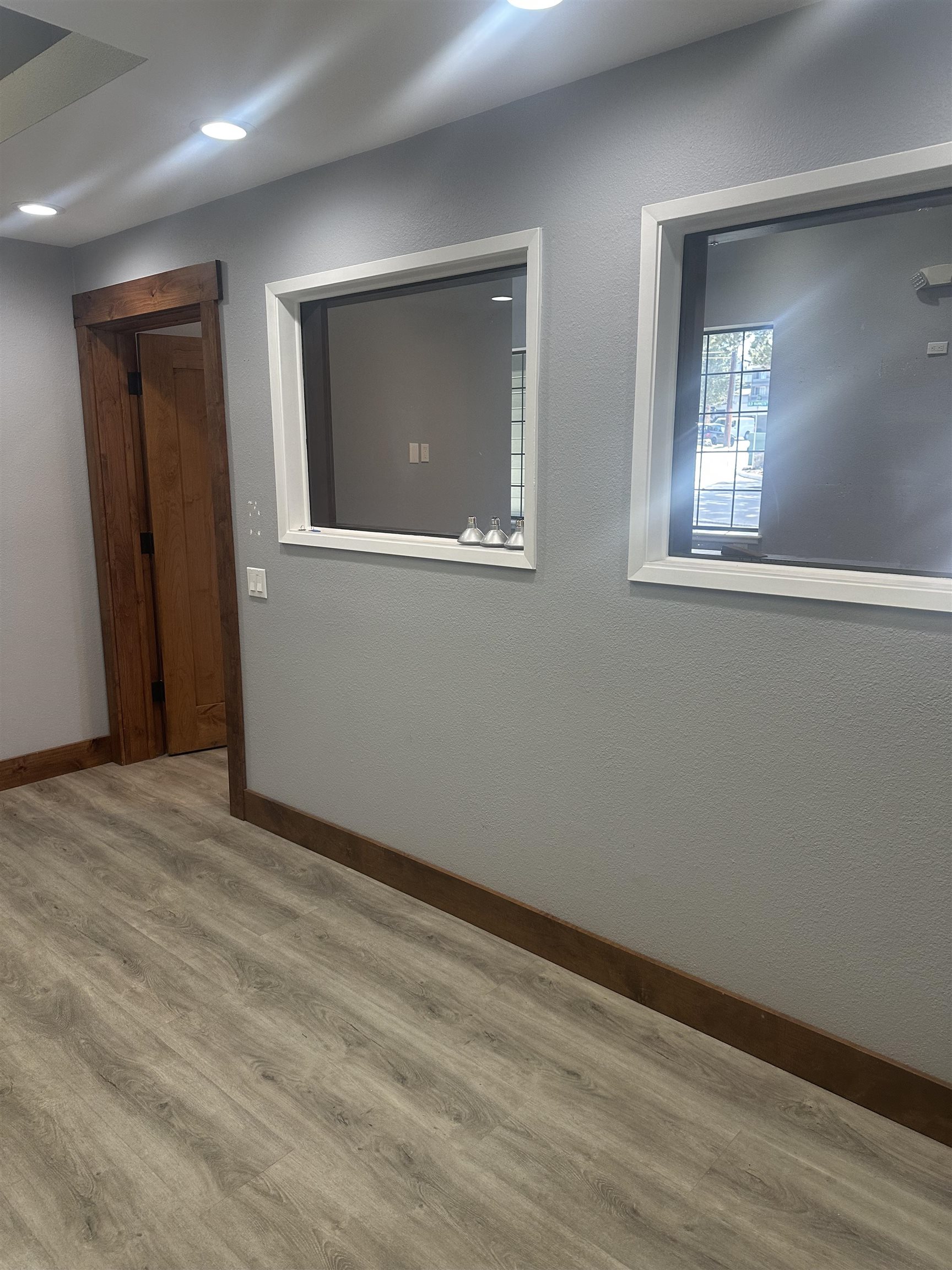 101 Old Mammoth Road