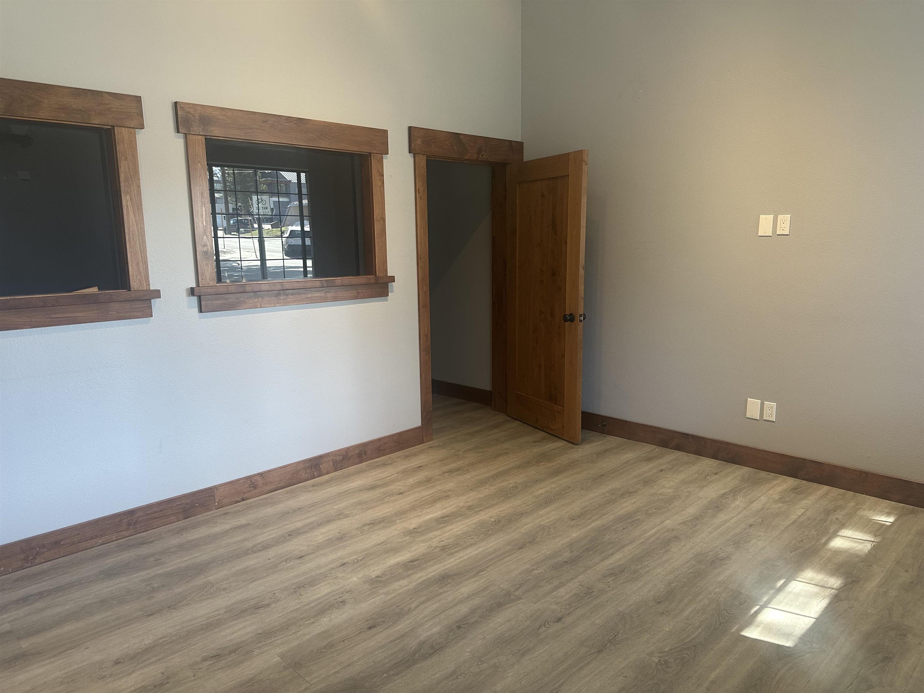 101 Old Mammoth Road