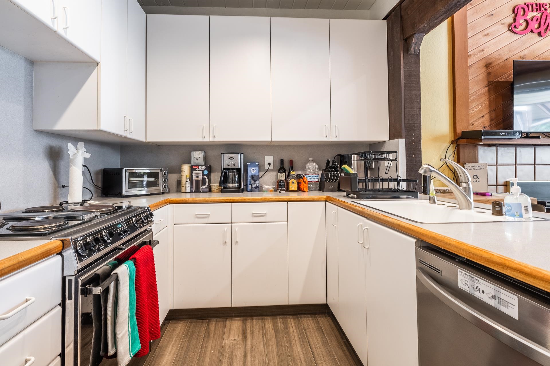 141 Arrowhead Dr. #11