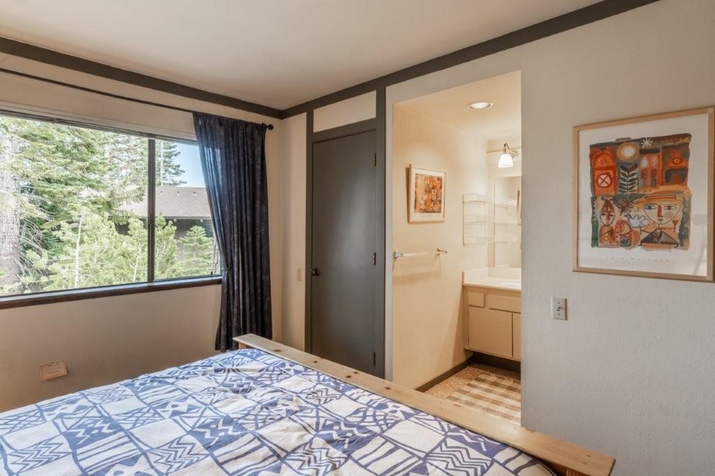 94 John Muir Rd #131