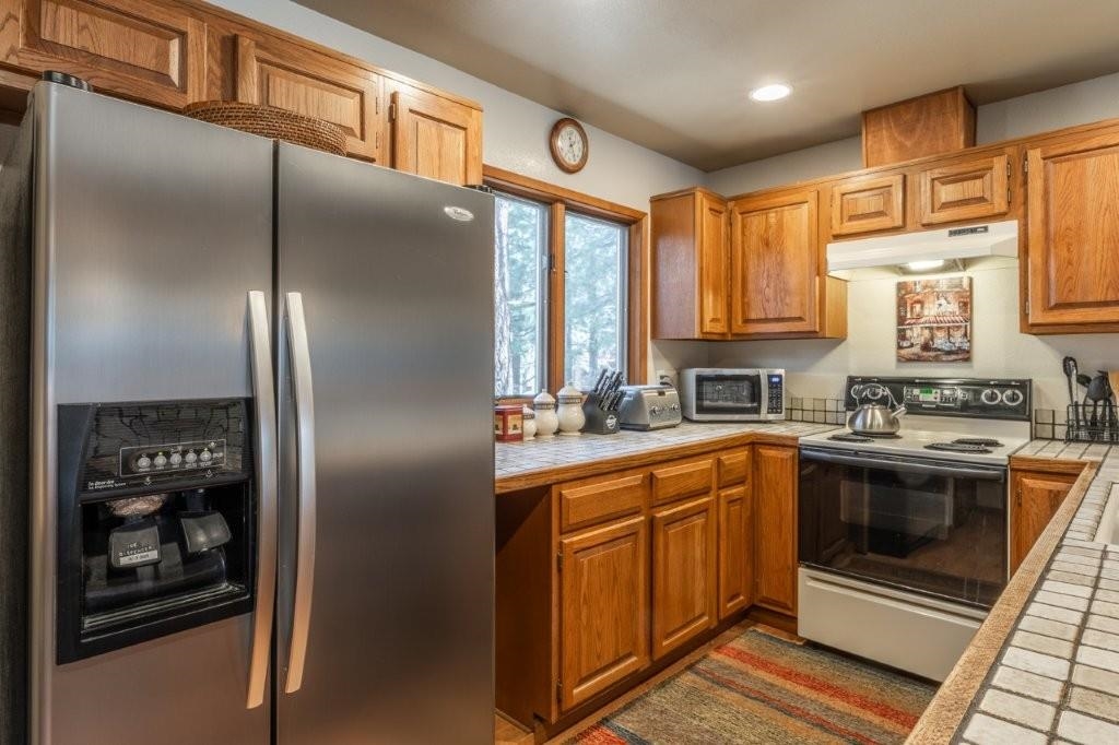 484 Manzanita Rd #10