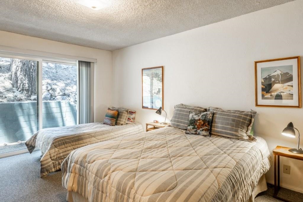 24 Hidden Valley Rd #5