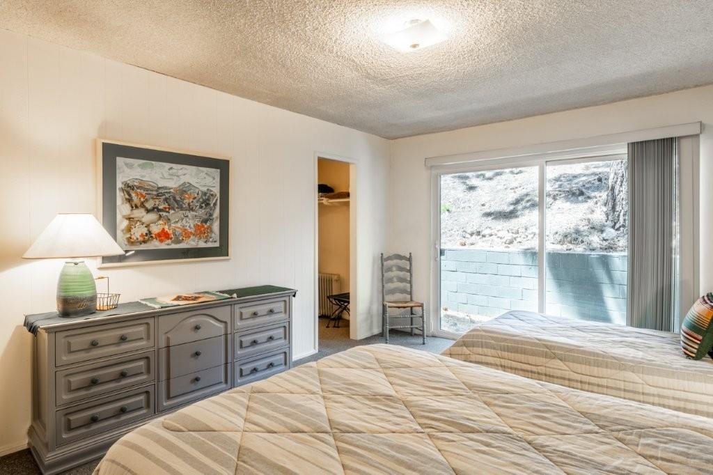 24 Hidden Valley Rd #5