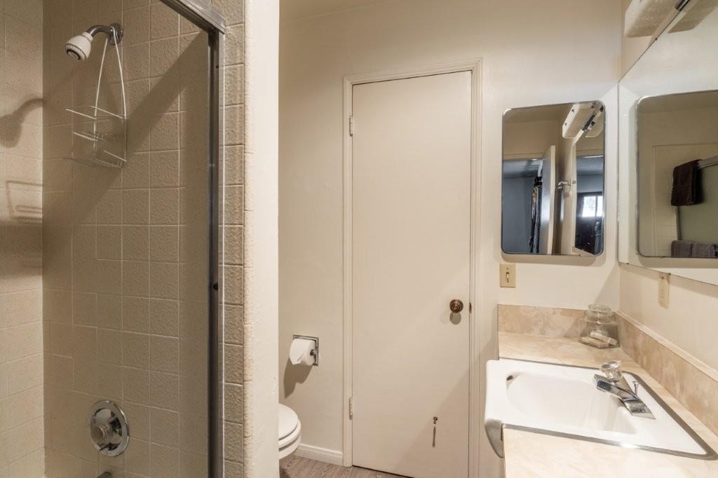 24 Hidden Valley Rd #5