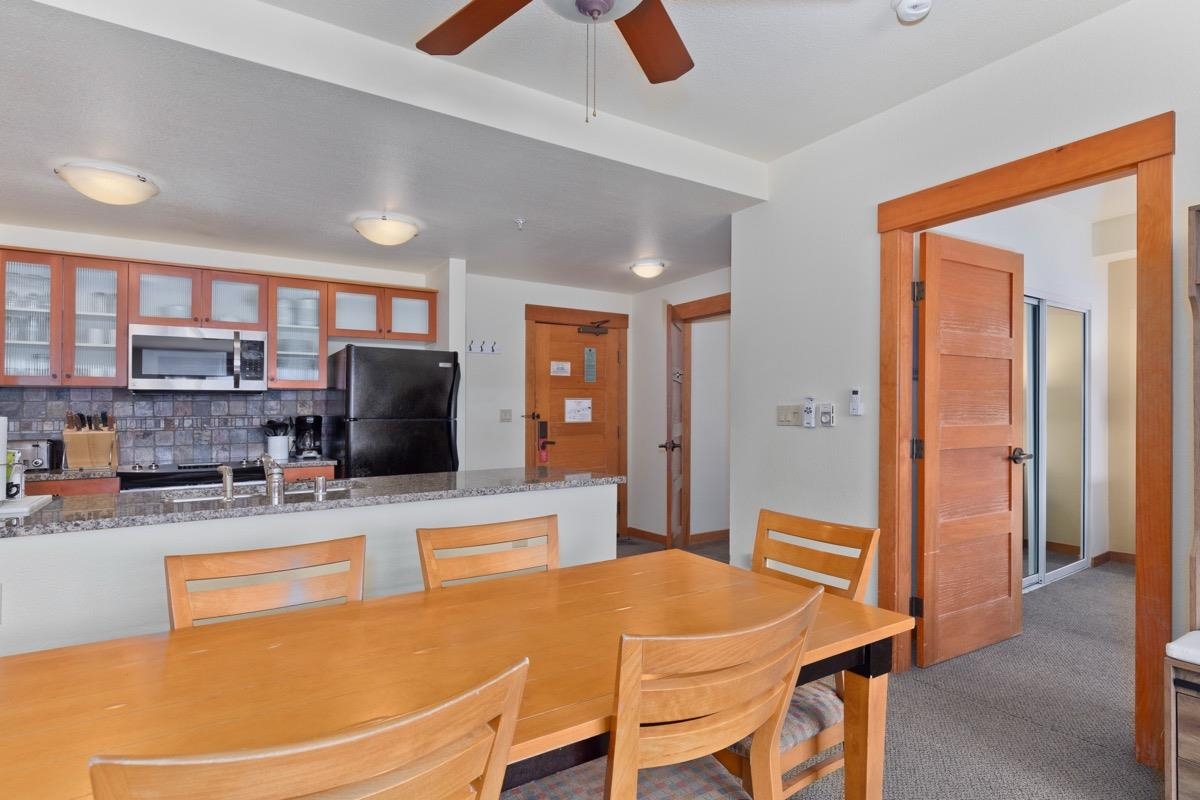 6201 Minaret Rd #2215 Unit: White Mountain Lodge #2215
