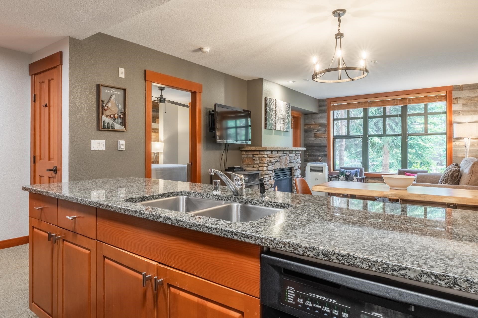 1111 Forest Trail Unit: Grand Sierra Lodge #1123