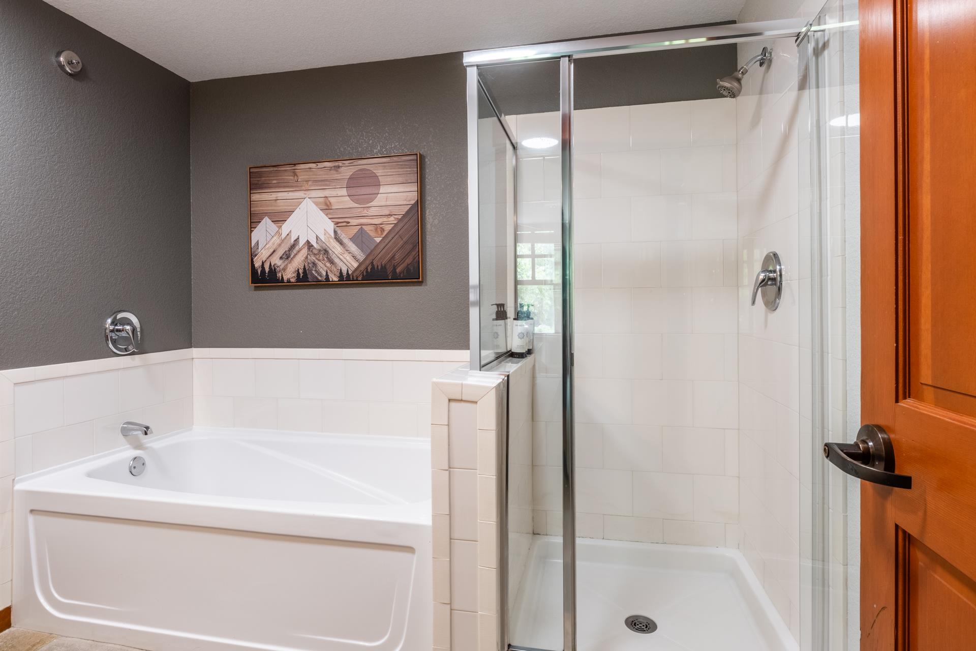 1111 Forest Trail Unit: Grand Sierra Lodge #1123