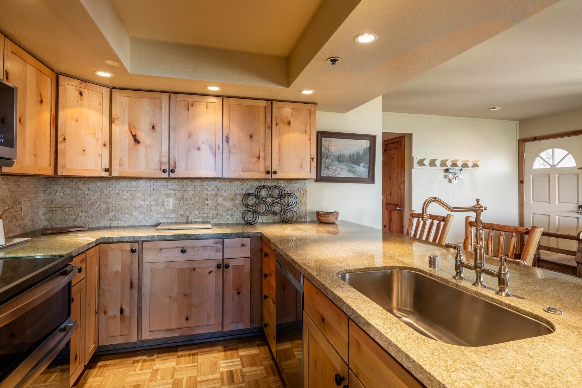 20 Bridges Lane Unit: Bridges #207