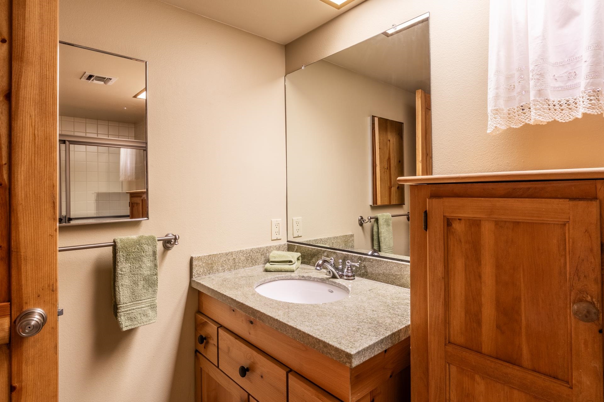 20 Bridges Lane Unit: Bridges #207