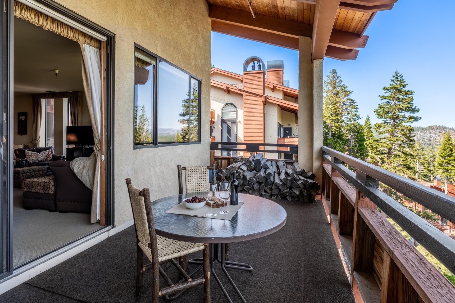 20 Bridges Lane Unit: Bridges #207