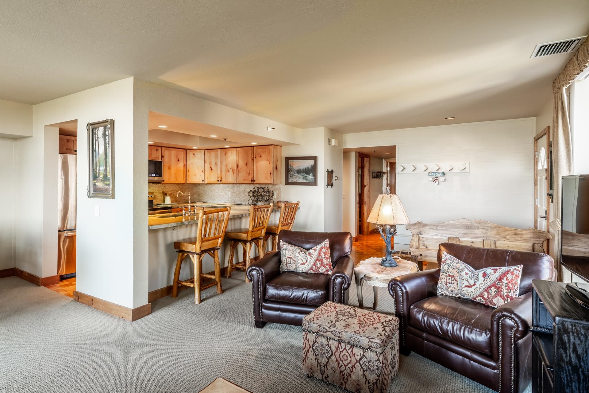 20 Bridges Lane Unit: Bridges #207