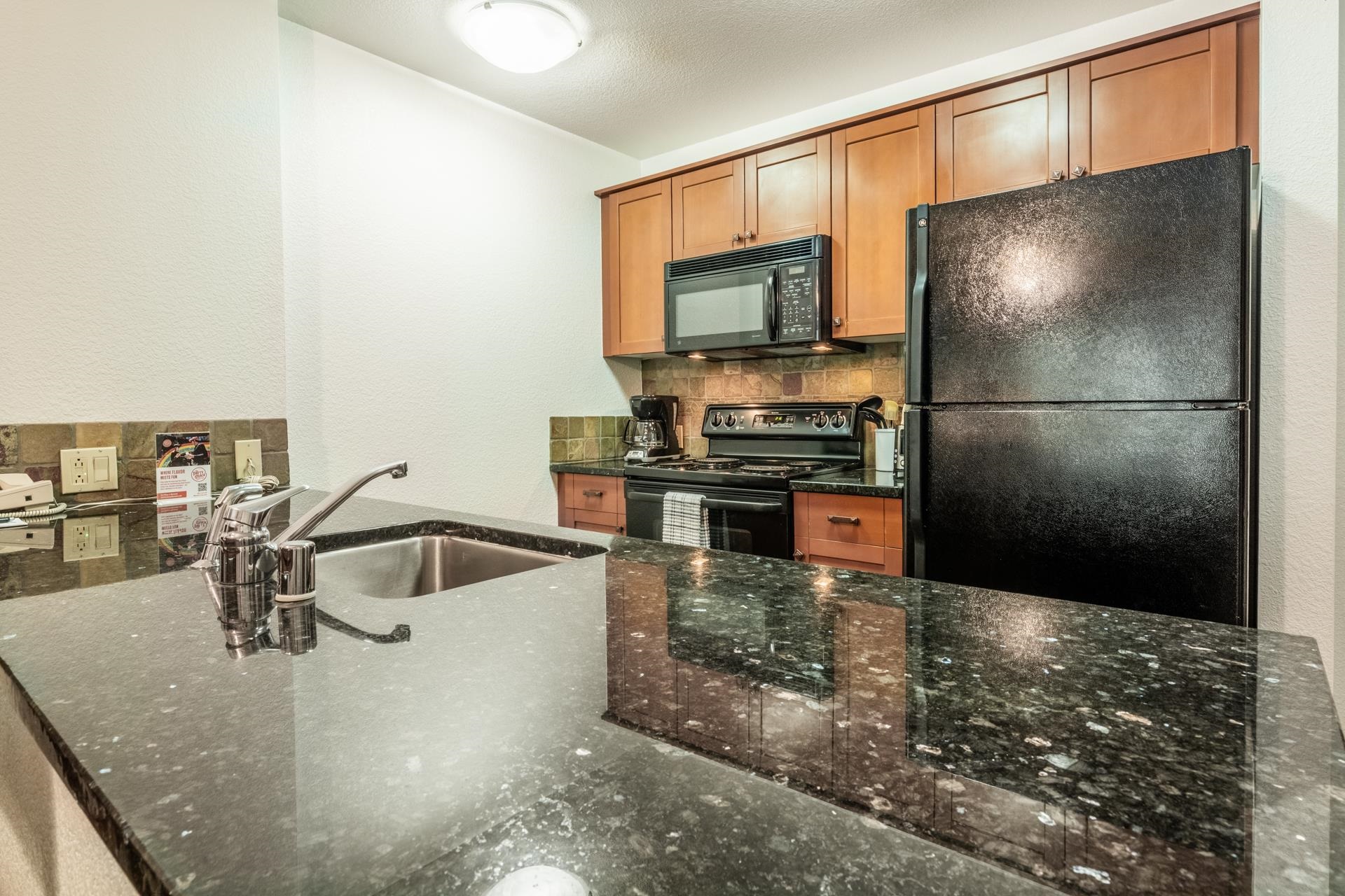 100 Canyon Boulevard Unit: #3127