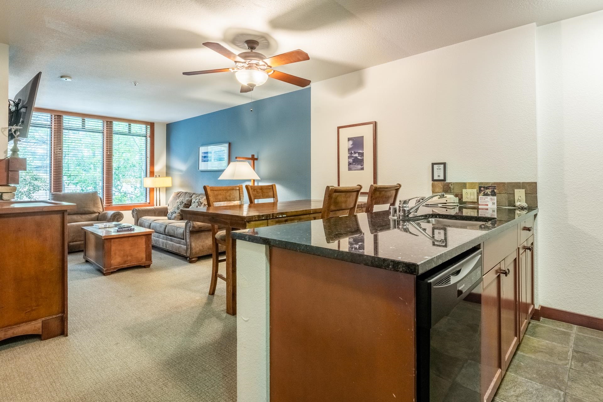 100 Canyon Boulevard Unit: #3127