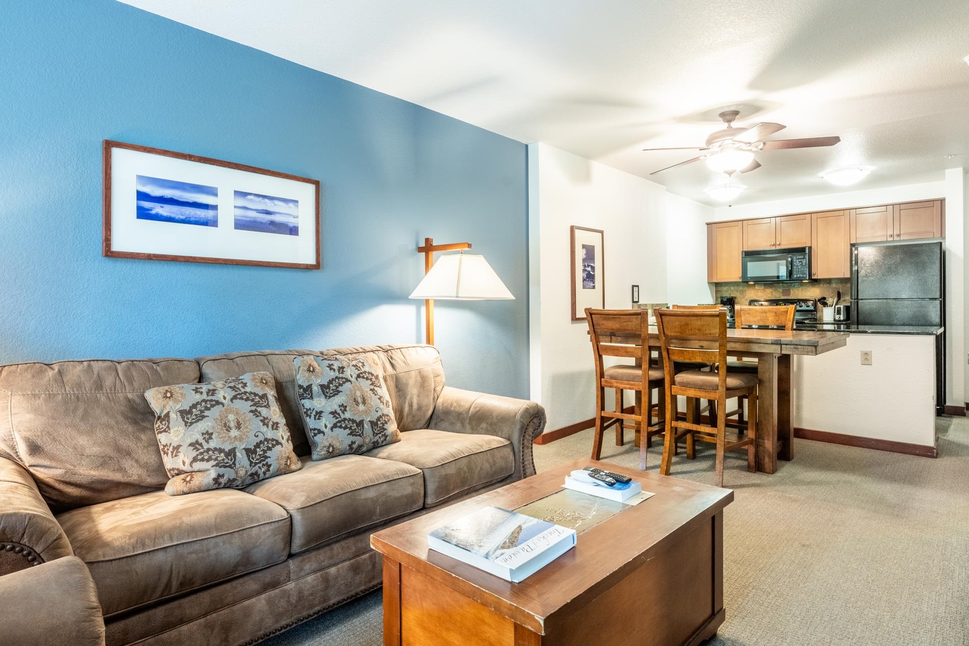 100 Canyon Boulevard Unit: #3127