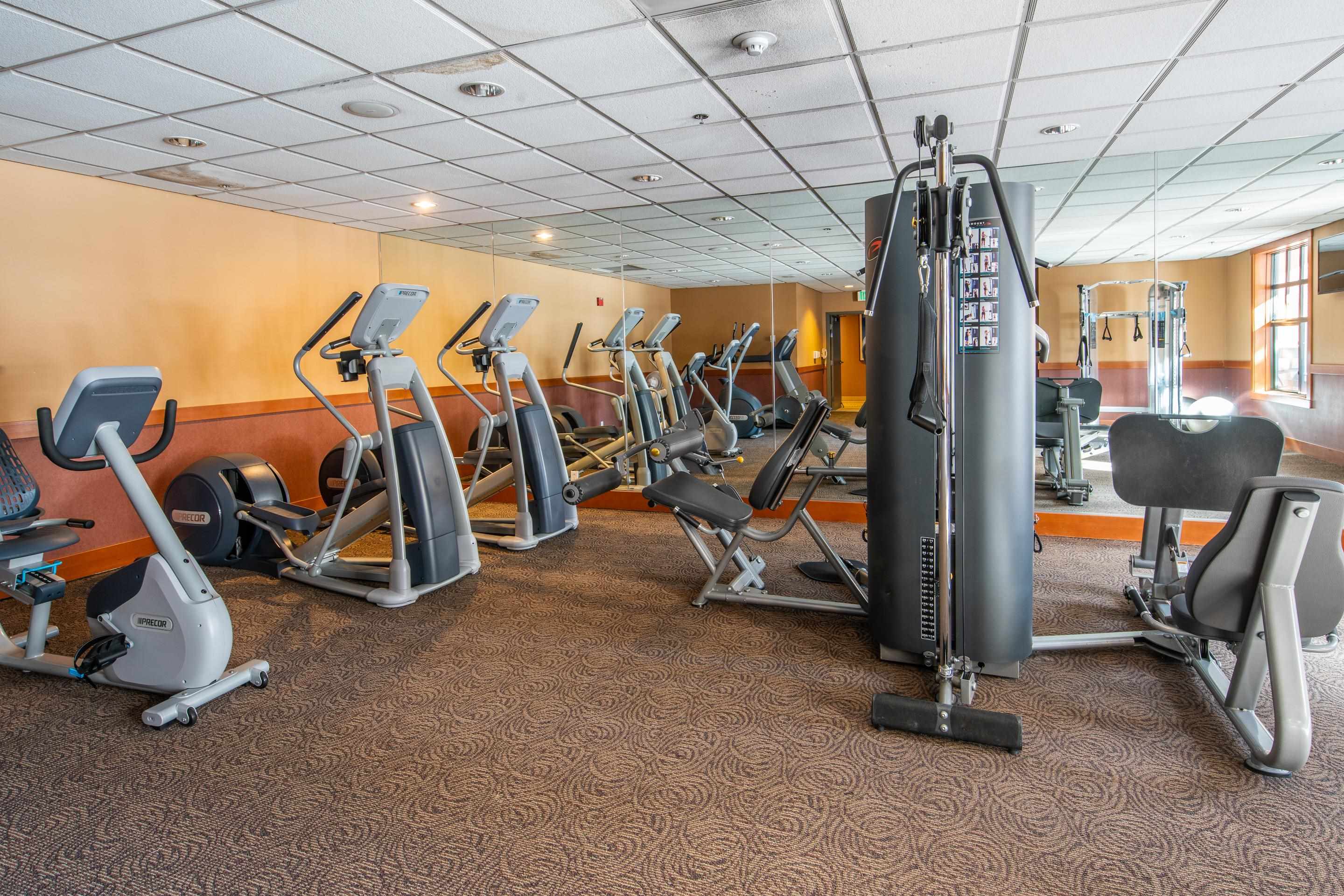 100 Canyon Boulevard Unit: #3127