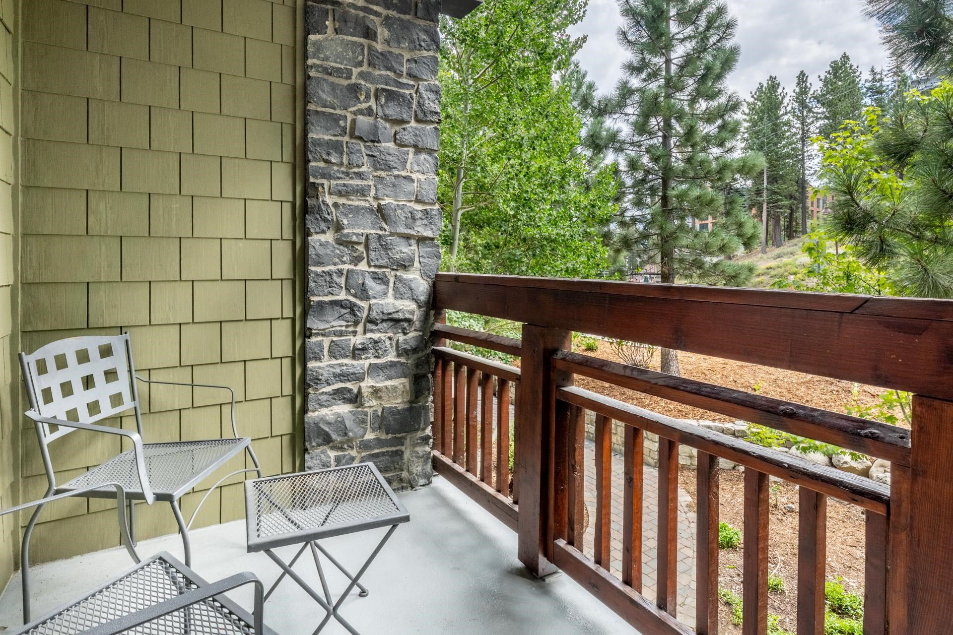 100 Canyon Boulevard Unit: #3127