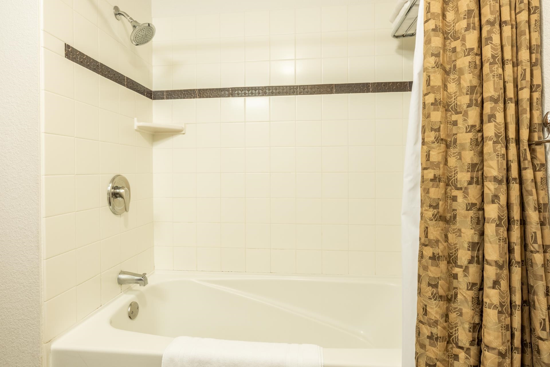 100 Canyon Boulevard Unit: #3127