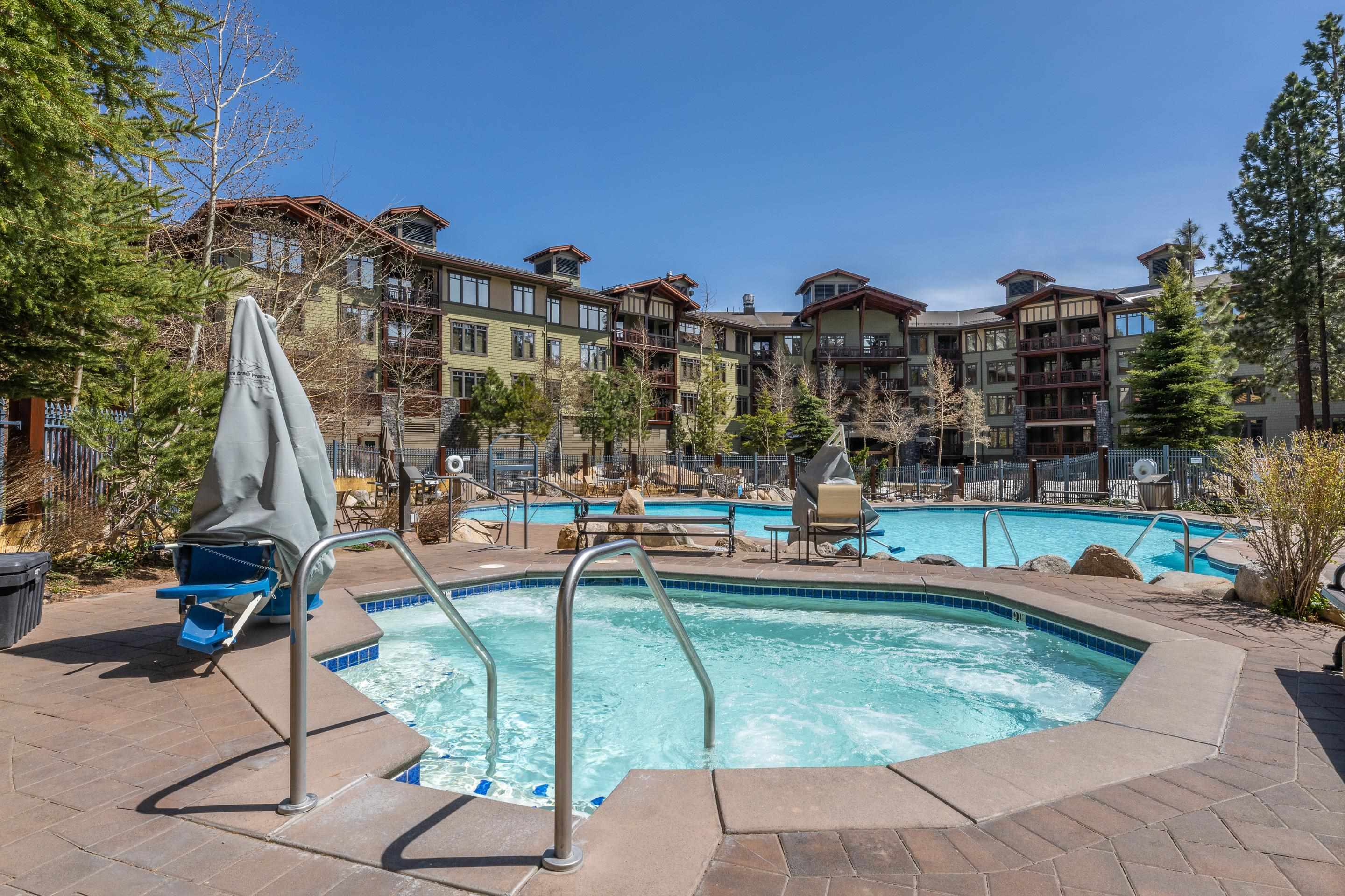 100 Canyon Boulevard Unit: #3127
