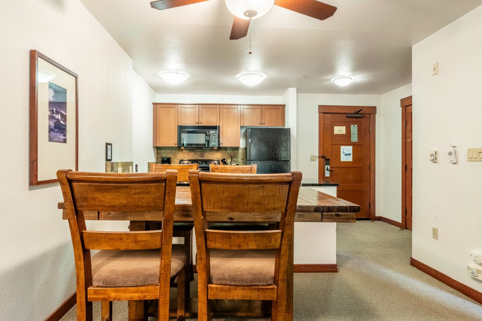 100 Canyon Boulevard Unit: #3127