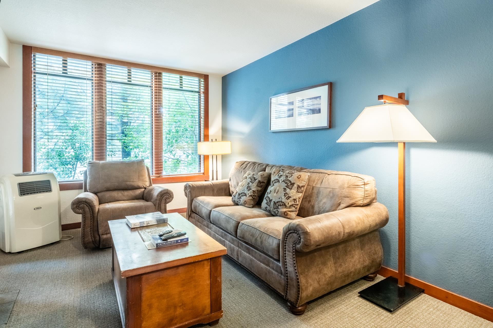 100 Canyon Boulevard Unit: #3127