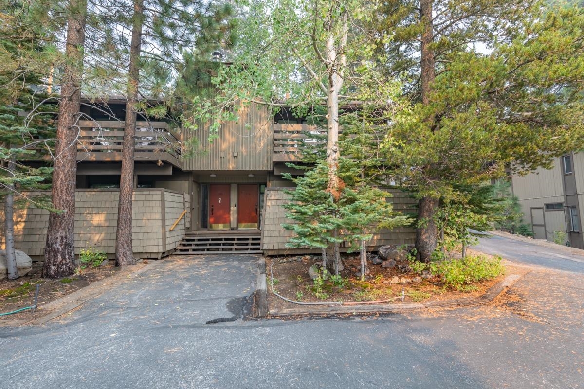 98 Tyrol Lane Unit: #304