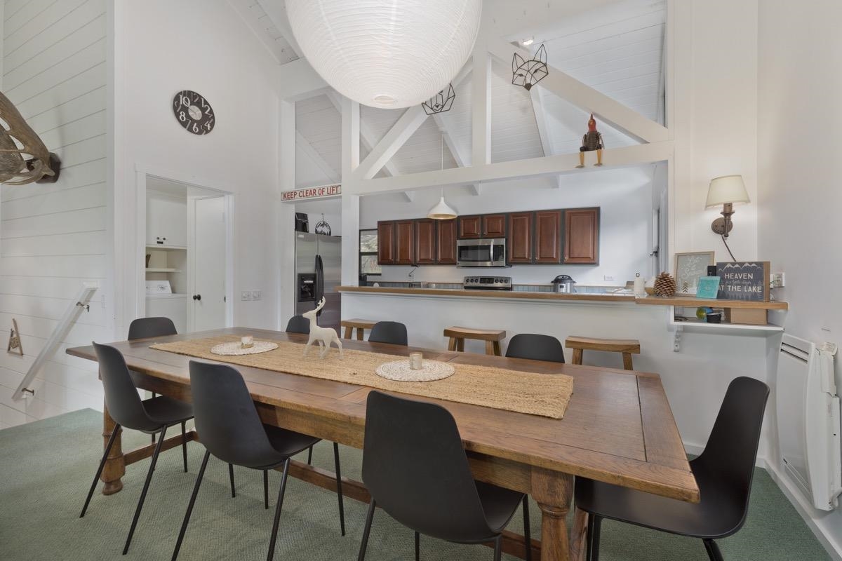 98 Tyrol Lane Unit: #304