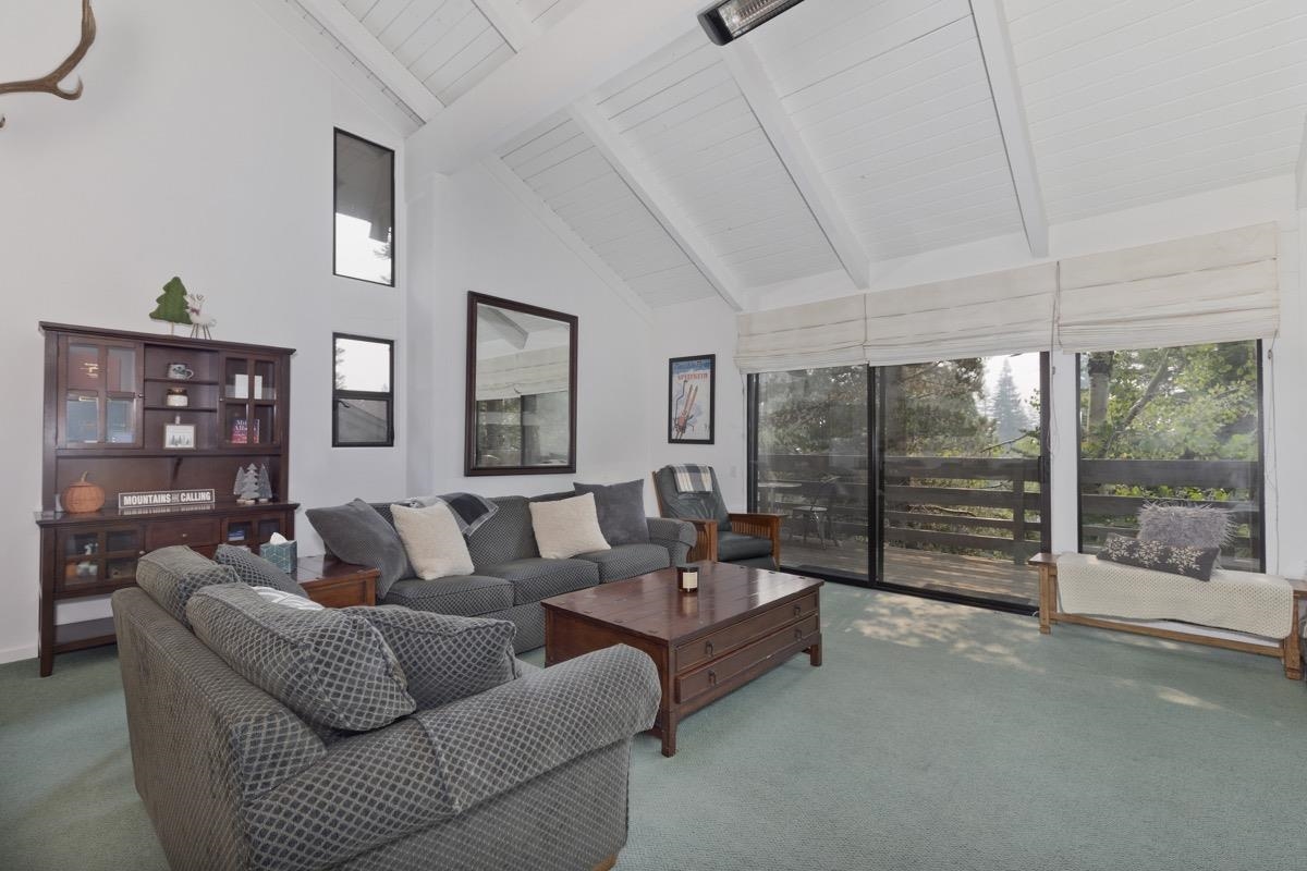 98 Tyrol Lane Unit: #304