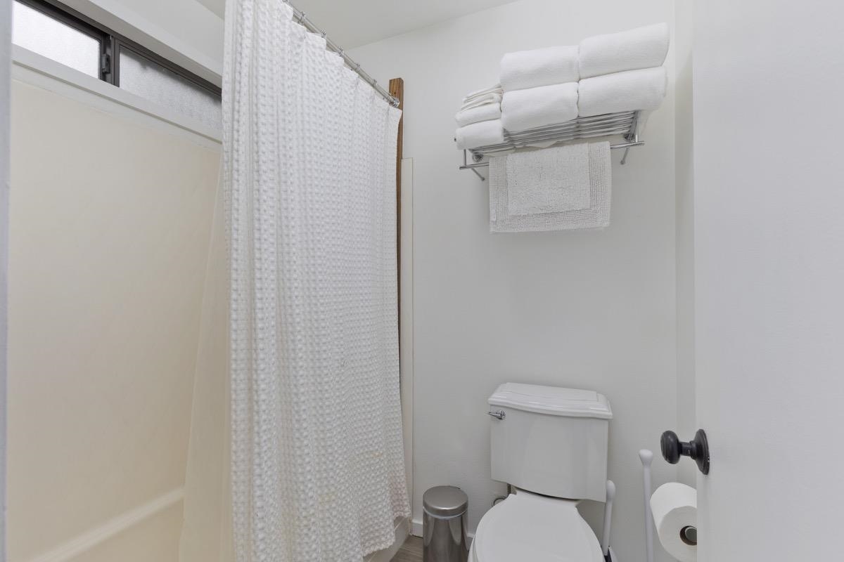 98 Tyrol Lane Unit: #304