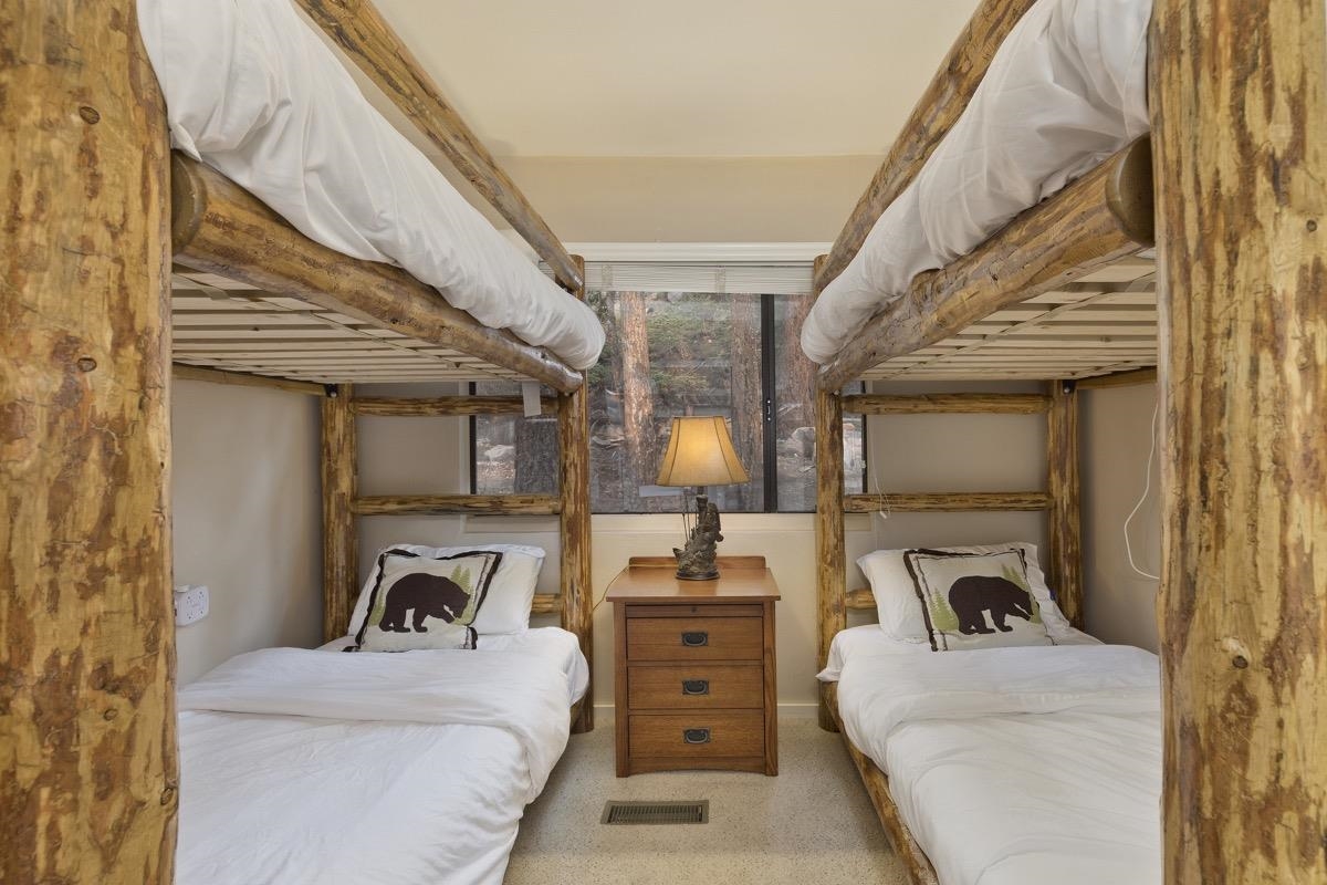 98 Tyrol Lane Unit: #304