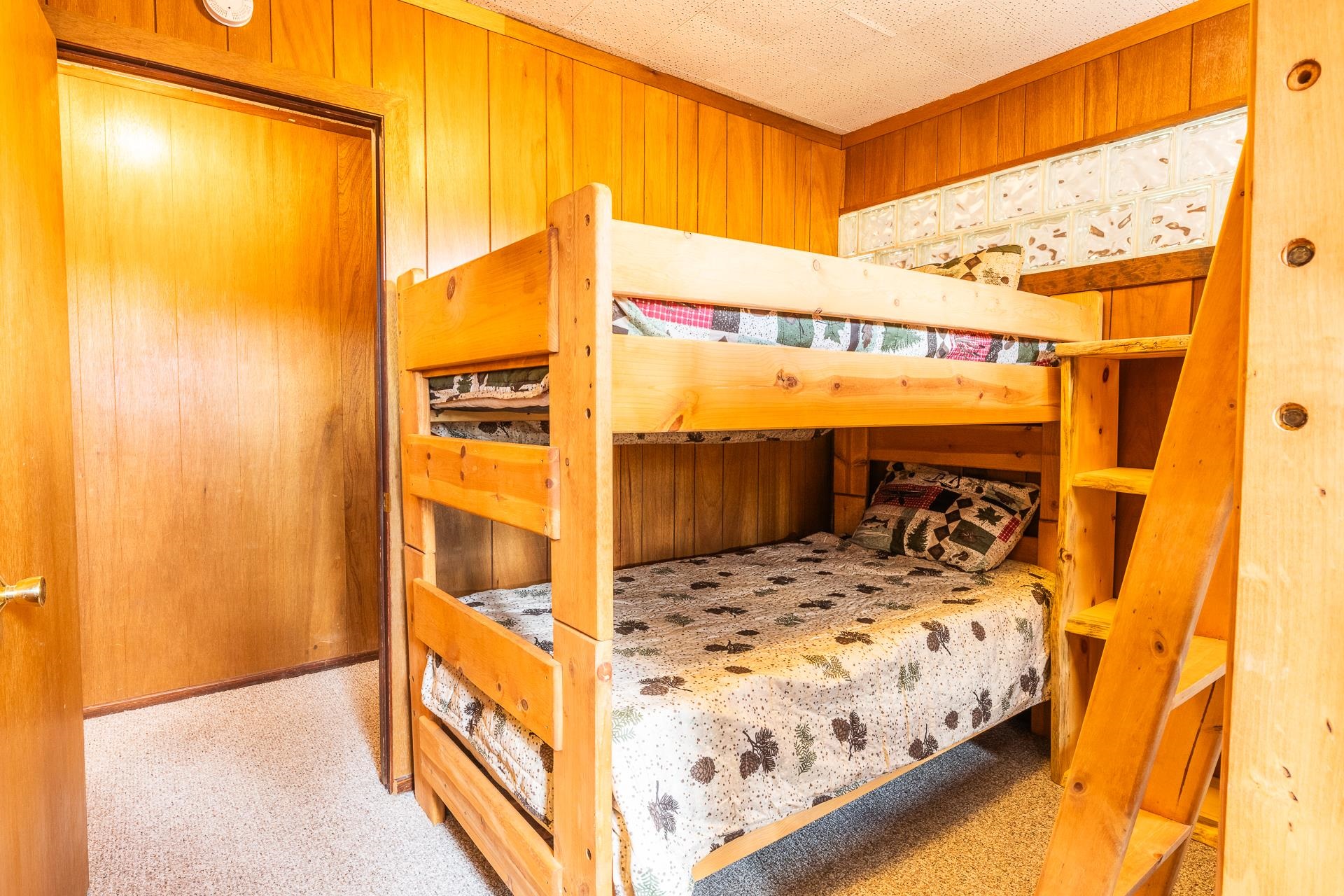 1399 Owens Gorge Road Unit: Cabin 1